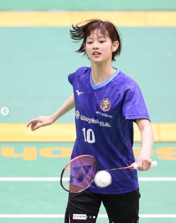 extream358's tweet photo. このバドミントン選手、アイドル並みのルックスだし、ちょっと可愛すぎないか？ https://t.co/LqWKWrHwLB