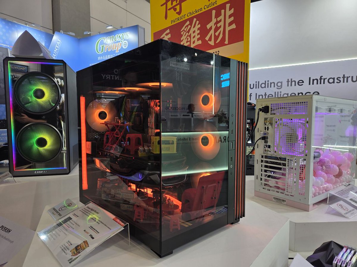 XPCMTeam's tweet photo. Mods at Patriot Memory - Computex 2026 @patriot_viper  

#pcbuild #pcsetup #pcmodding #gamingpc #custompc #xpcm #watercooling #customloop #computex2026 #patriot https://t.co/qvOImyx1o4