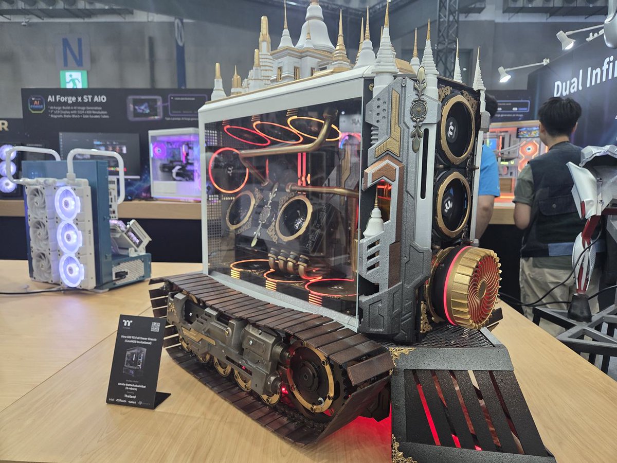XPCMTeam's tweet photo. Mods at Thermaltake - Computex 2026 (Part 1) @ThermaltakeInc  @Thermaltake_UK_  @Thermaltake_na  

#pcbuild #pcsetup #pcmodding #gamingpc #custompc #xpcm #watercooling #customloop #computex2026 #thermaltake https://t.co/spPV0Ifd4H