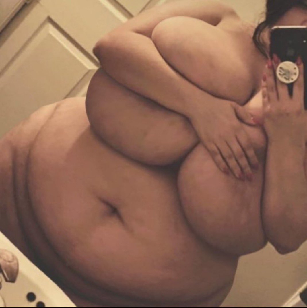 MommasCockSlut's tweet photo. Watch as he just grows and grows~ His sissy body plumping up~

“Guuuhhh~ S-shoo big~ What’s going onnn~ Why won’t it stooopp~” https://t.co/mOrCPKtCac