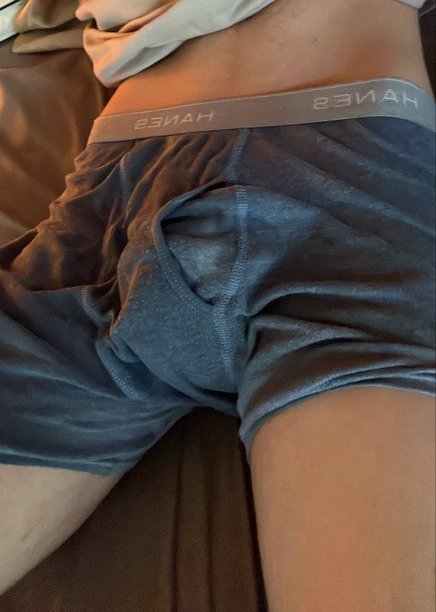 Tynosolar's tweet photo. couldn't hold it in anymore 😣im so humiliated #omorashi #maleomorashi #malewetting #wetting #gay #piss #pee #boy https://t.co/r1R2JKLhxP