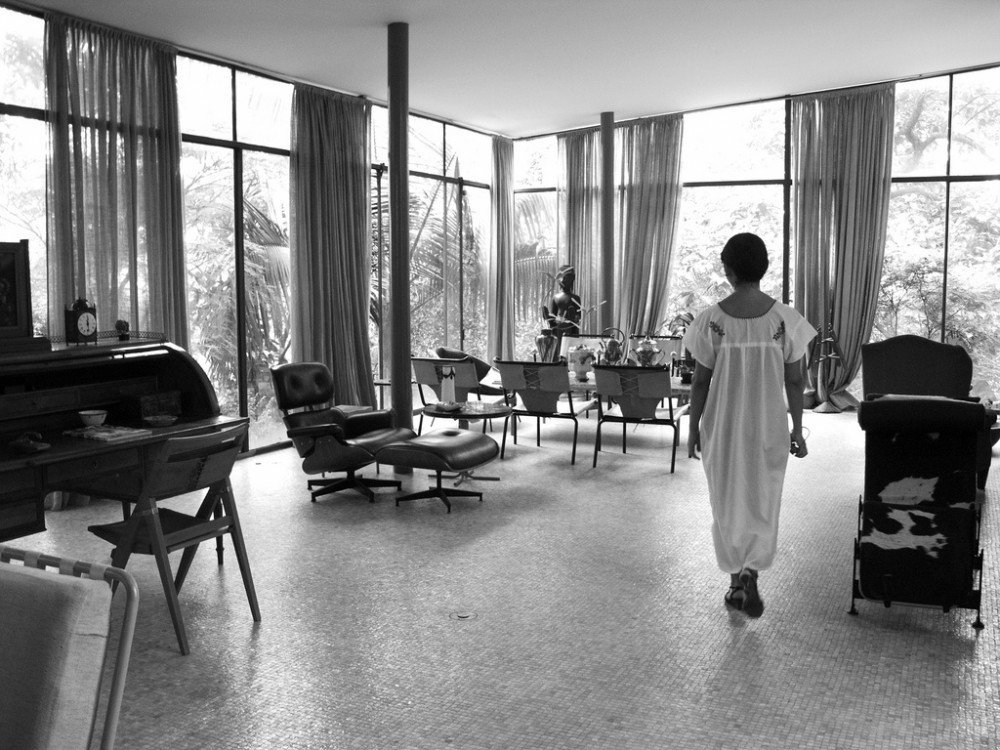 heldeeeeer's tweet photo. @Ortgeist A Casa de Vidro, Lina Bo Bardi https://t.co/1orGx1ZvQ3