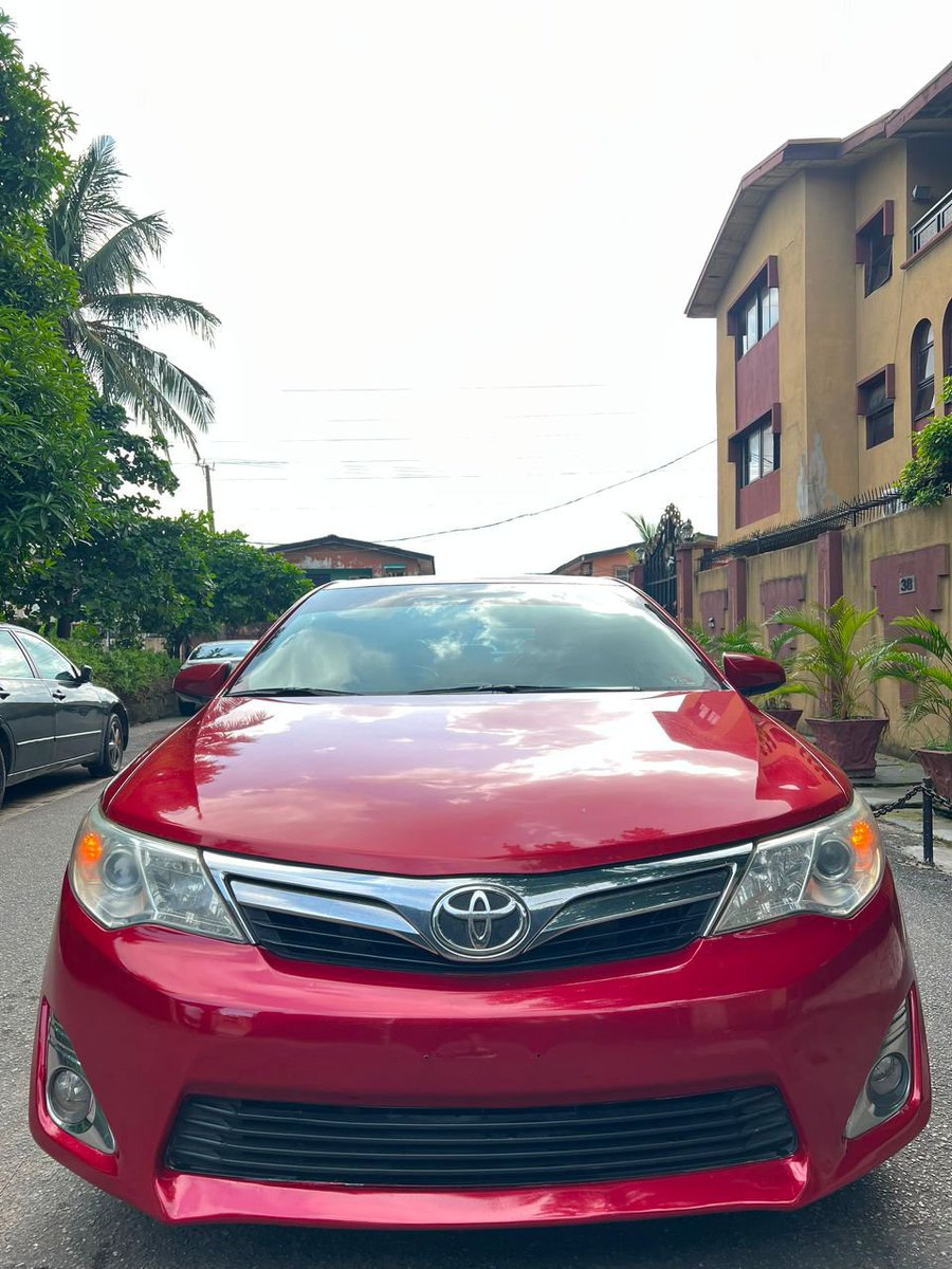 ibeeAutos_'s tweet photo. Registered 2013 Toyota Camry XLE ‼️📌
2023 entry
Thumbstart 
Sunroof 
Navigation screen and reverse camera
Bluetooth Enabled
Sharp first  body
Price: ₦11.2m
Outright Purchase or Swap Deal
Engine:4 plus Performance
Gear: Smooth and Untouched 
Ac: Super Chilling
Location: Surulere https://t.co/Bot5Q0NJQ8