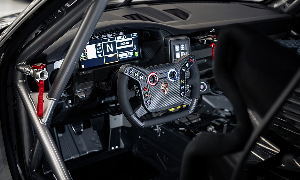 sportscar365's tweet photo. 🚨 NEW GT4 CAR: @PorscheRaces has unveiled its new GT4 machine of choice, the 911 GT4 R, that will replace the 718 Cayman GT4 RS Clubsport beginning next year in series worldwide.

➡️ https://t.co/Fjq58dl8ro https://t.co/whbjXcl5B4