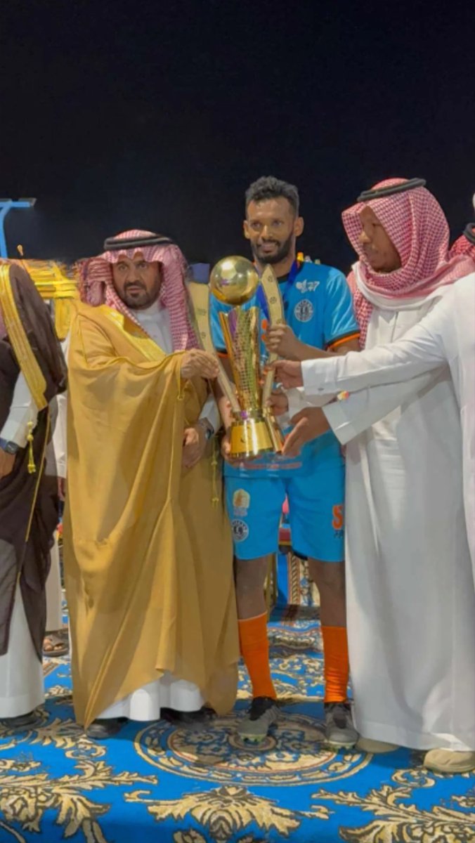 alsaadclub's tweet photo. السد بطلاً لبطولة الشلال الحادية عشر بعد فوزه على فريق الرعب بنتيجة 3\1
أحرزها كلاً من:
أحمد إبراهيم
عبدالله شامي
منصور حسين

مبرووووووك https://t.co/GTMB9Z550F