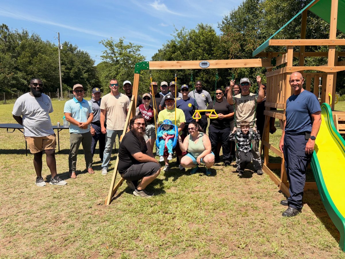 SCHP_Troop1's tweet photo. Today Troopers from Troop 1 came together to build a play set for their friend Charles! 

Charles is 2 and fighting MPAL leukemia.

We hope that this play set will bring some joy to Charles, his brother Zachary, and his parents as Charles continues to be brave and fight leukemia. https://t.co/hjpsvUsFJ8