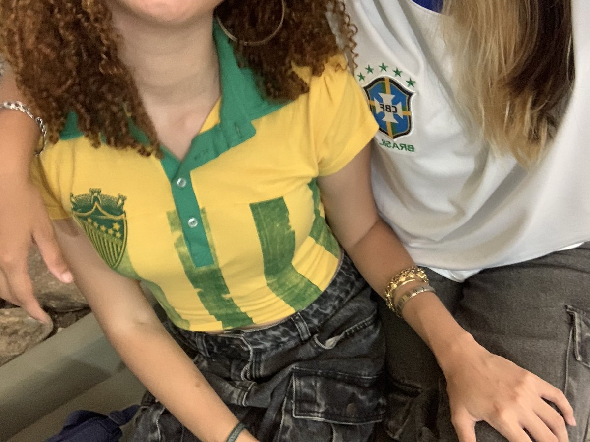 Sasarxuk's tweet photo. Meu amor, meu grande amor (amo minha namoradinha) https://t.co/yIKNbKBEjJ