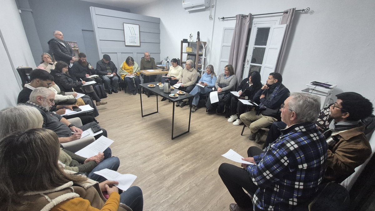JuntaCanelones's tweet photo. 🔸️ La Comisión N° 8 Descentralización, Participación y Formación Ciudadana en intercambio con el Concejo Municipal de Aguas Corrientes. 

#LegislativoDepartamental https://t.co/0JuPmC4INh