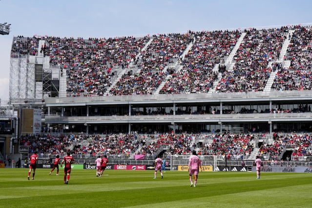 kkvasilopoulos's tweet photo. World Cup office watch parties can be easy win for boosting employee morale: expert https://t.co/yFkJhRKAuM https://t.co/K7JdIzkbVC