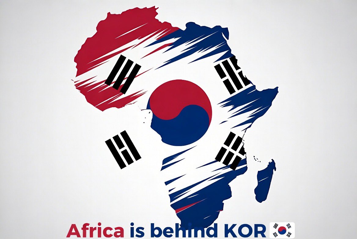 malcommcmillz's tweet photo. @Our_DA Africa is behind KOR 🇰🇷🔥

The whole continent backing the boys in red! Let's go Korea! 💪 #KORvsRSA #AfricaBehindKOR https://t.co/WsAsEJ2USc