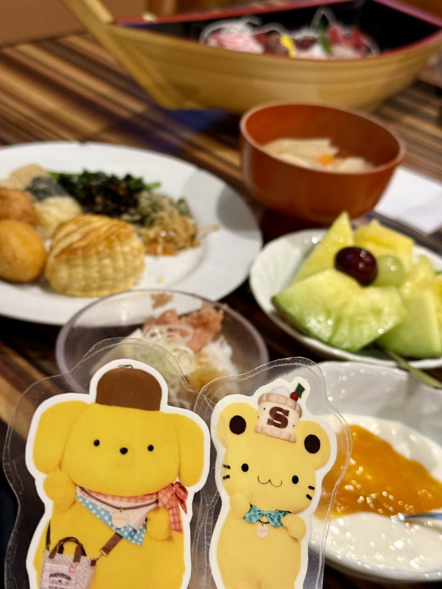psy_tou2's tweet photo. プリンくん今日も朝からいっぱい食べたね( *´艸`)

#ポムっと一息SNSキャンペーン https://t.co/0qxUup77zD