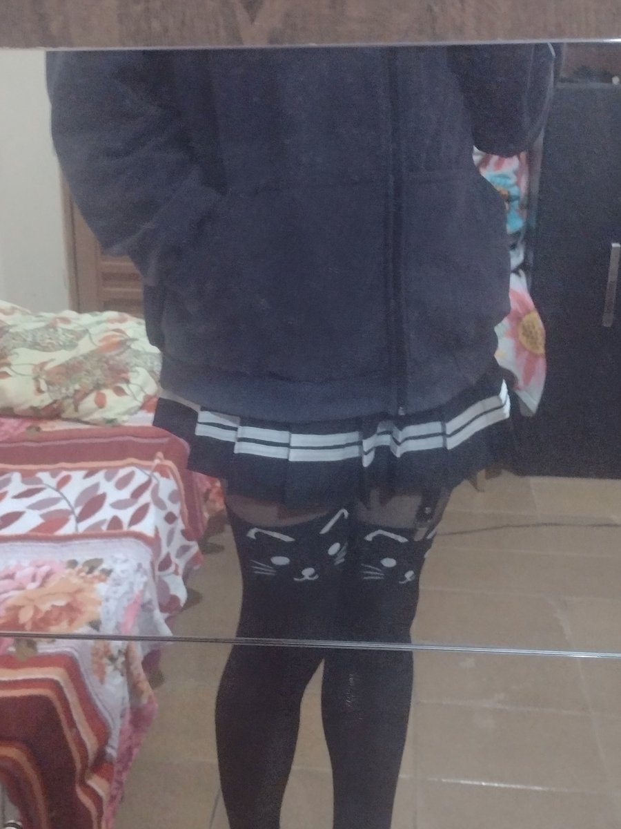 FoxCeifer's tweet photo. Oiiee
#femboybr #femboy https://t.co/wz3H0mY7LA