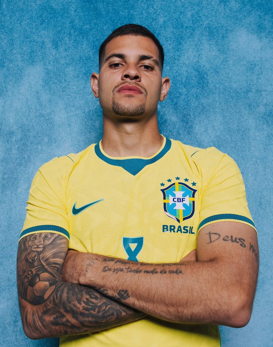 seioscap's tweet photo. PQ A LEIGADA DA FUTT TA SE RENDENDO AO MELHOR VOLANTE EM ATIVIDADE DO FUTEBOL MUNDIAL?

ELE NÃO ERA COMUMZINHO DA SILVA?

VOCÊS NÃO SÃO BEM-VINDOS NA TRINCHEIRA BRUNO GUIMARÃES https://t.co/RABv5GIIJG