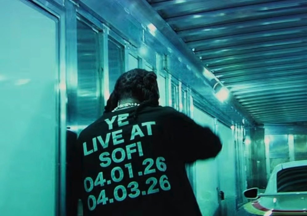 yzyupdates's tweet photo. Don Toliver wears Ye’s SoFi Stadium BULLY merch in his new music video for “K9.” 🔥🔥 https://t.co/jCav8TnT8D