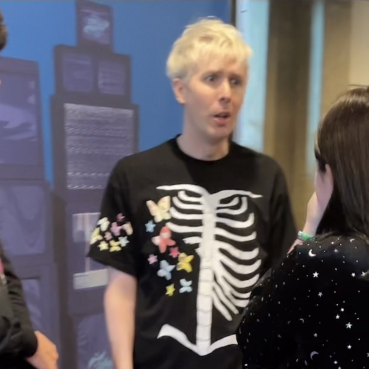 Fluffyhorann's tweet photo. @howellaboutphil Please I scared tf out of Phil WHAT DID I SAY I BLACKED OUT https://t.co/8ScDHoP22H