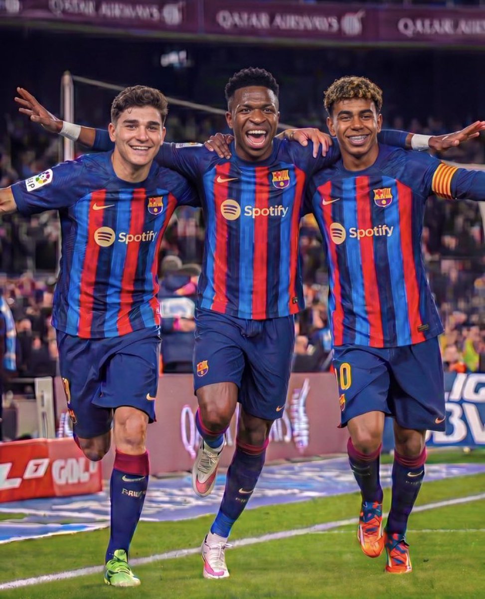 Cesarvrs23's tweet photo. @kingsmdtzz serás muy feliz kings https://t.co/a6TNQCrJ9V