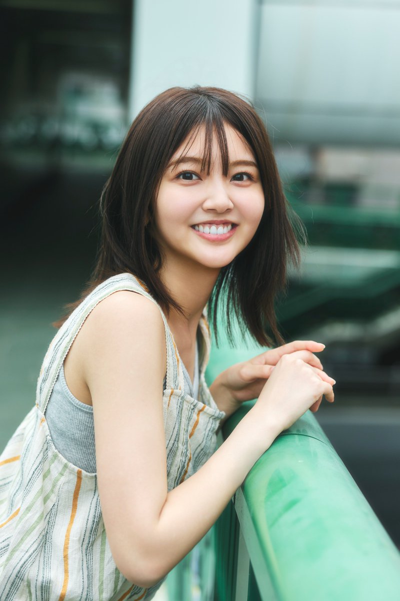 MusicCultureinf's tweet photo. 日向坂46 四期生・山下葉留花
 「blt graph.vol.115」登場！
眩しい笑顔満載のソログラビア 
🔗https://t.co/i3PAu6KRNR 

#山下葉留花 https://t.co/HTcfsKEz2g