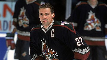 mikecommito's tweet photo. On this day in 2001, Teppo Numminen was named captain of the Coyotes #Hockey365 #Yotes https://t.co/DPR4IYGLg4