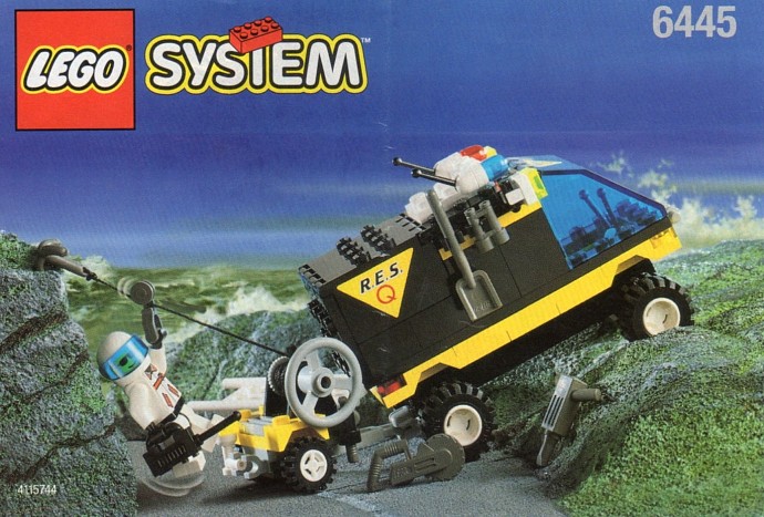 blocksmagazine's tweet photo. Whether you're a beginner or a LEGO expert, you'll love Blocks Magazine. Subscribe at https://t.co/6F0ypqpCvS today! 6445 Emergency Evac from 1998 had one purpose and one purpose only ... saving minifigures who'd fallen into the river in LEGO City.

#LEGO #AFOL #ThrowbackThursday https://t.co/cw2d8SRTfE