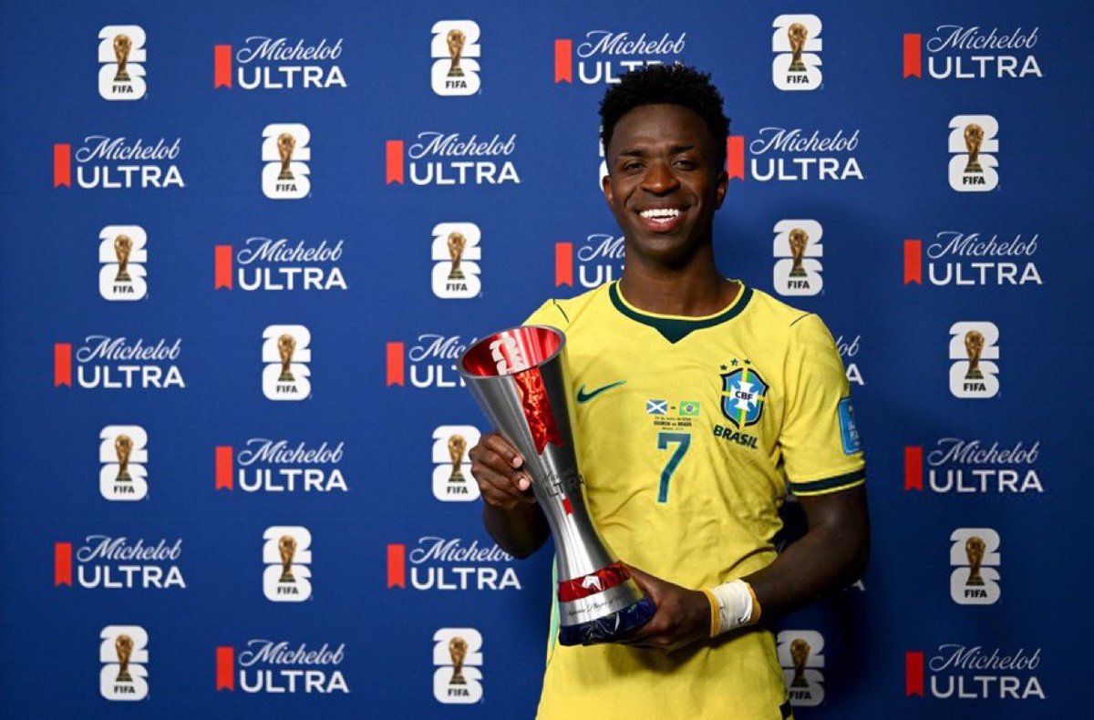 RealBrasil_BR's tweet photo. 🏆🏆🏆 https://t.co/wysG0Qm56f