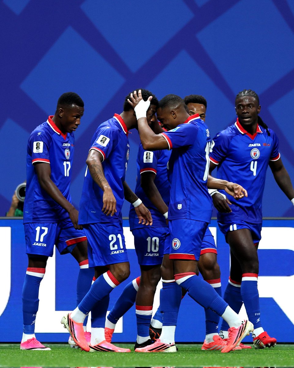 VilorIvan's tweet photo. Haití 🇭🇹 dió su mejor actuación en esta Copa del Mundo 🏆 logrando hacer DOS ANOTACIONES y así conseguir hacer gol en Mundiales después de 52 AÑOS. Lamentablemente no le alcanza y termina perdiendo 4-2 contra Marruecos 🇲🇦 https://t.co/YEIHwL0FH7