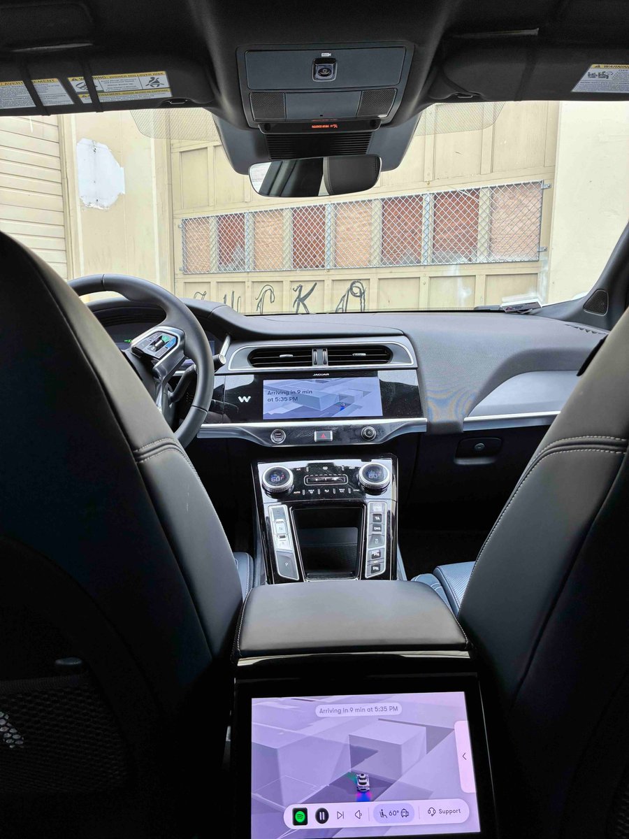 jackhcable's tweet photo. Current status: stuck in a waymo because it thinks a wall is a road. Been here for a good 10 minutes. https://t.co/sIu2d18B1L