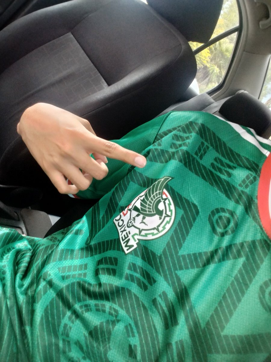 szvmora's tweet photo. Mi predicción para el partido de hoy : 3-1 favor México papá 🙌🏻🇲🇽
#SomosMéxico #SelecciónMexicana #VivaMéxico https://t.co/yOMNkDAx20