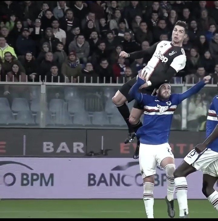 IamTasso's tweet photo. Year 2126

Everyone's grandson/granddaughter would be discussing:

What a header that was by Ronaldo ! https://t.co/kzWQzP69fk