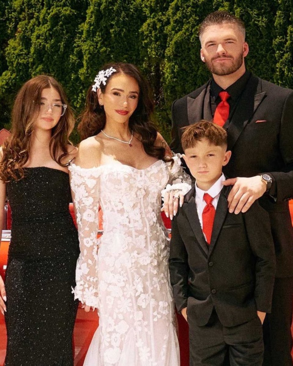 JerseyShore's tweet photo. Our girl officially said "I do!" 💍

Congratulations to Jenni and Zack on tying the knot! Here's to a lifetime of love, laughter, and making even more unforgettable memories together. 🥂🖤

📷: IG|anthony.serrantonio https://t.co/DDwGOSDfYG