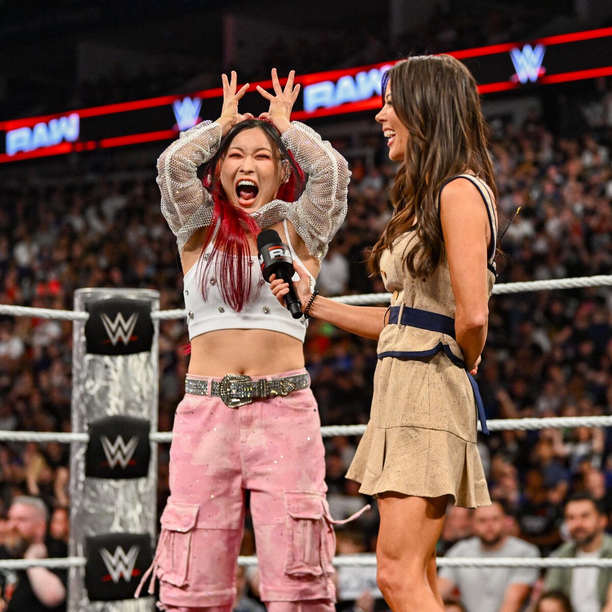 IyosEra's tweet photo. @Iyo_SkyWWE Queen of the Sky 👑 https://t.co/HcQs8X9IFm
