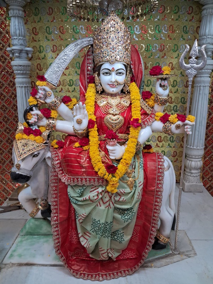 dpatel_62's tweet photo. माँ उमियाजी की कृपा आप सभी मित्रों पर बनी रहे।
।। शुभ प्रभात।।
आपका दिन शुभ एवं मंगलमय हो I https://t.co/AKvsOSQOVy