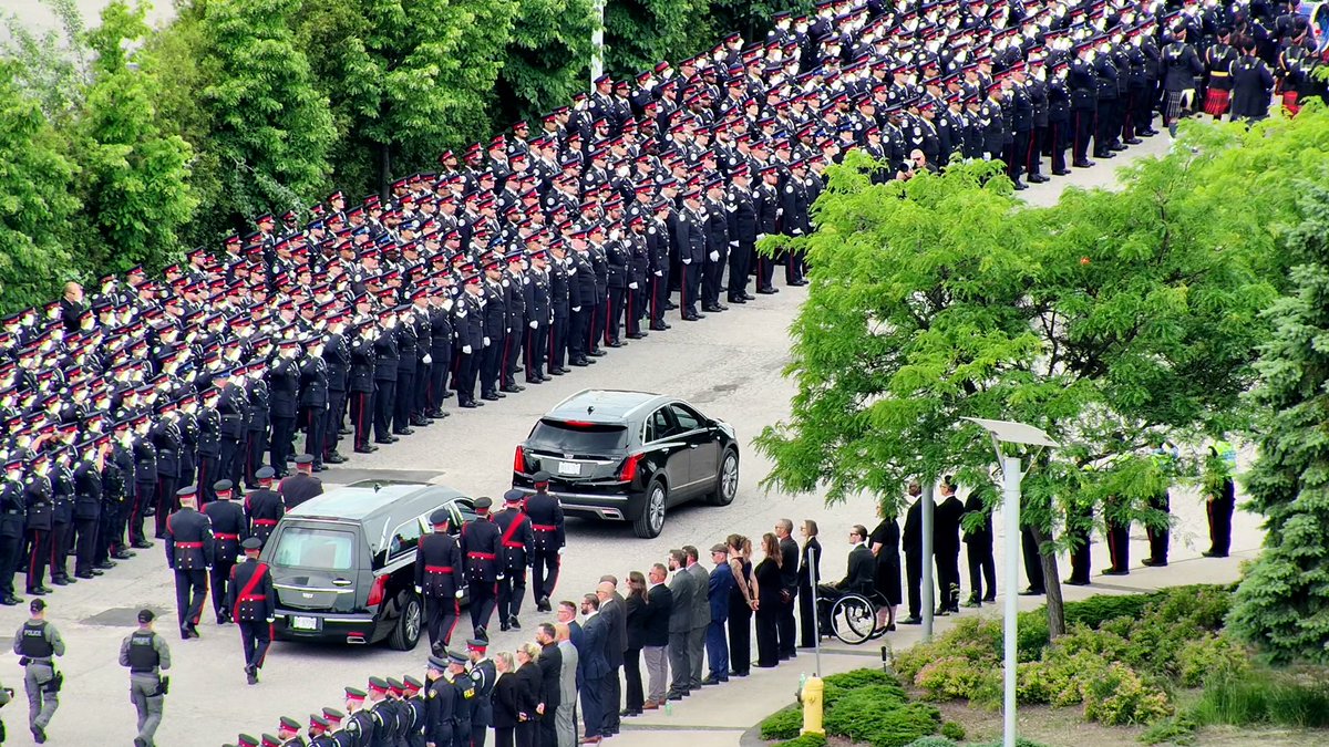 Toronto Police Association tweet media