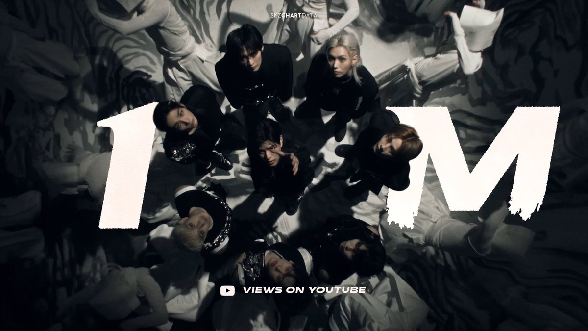 skzchartdata's tweet photo. "RUN IT" M/V has now surpassed 10,000,000 (10M) views on YouTube! 

▶️ https://t.co/Ezulz3uFwz

@Stray_Kids #StrayKids #스트레이키즈 https://t.co/XiVC6BeHqZ