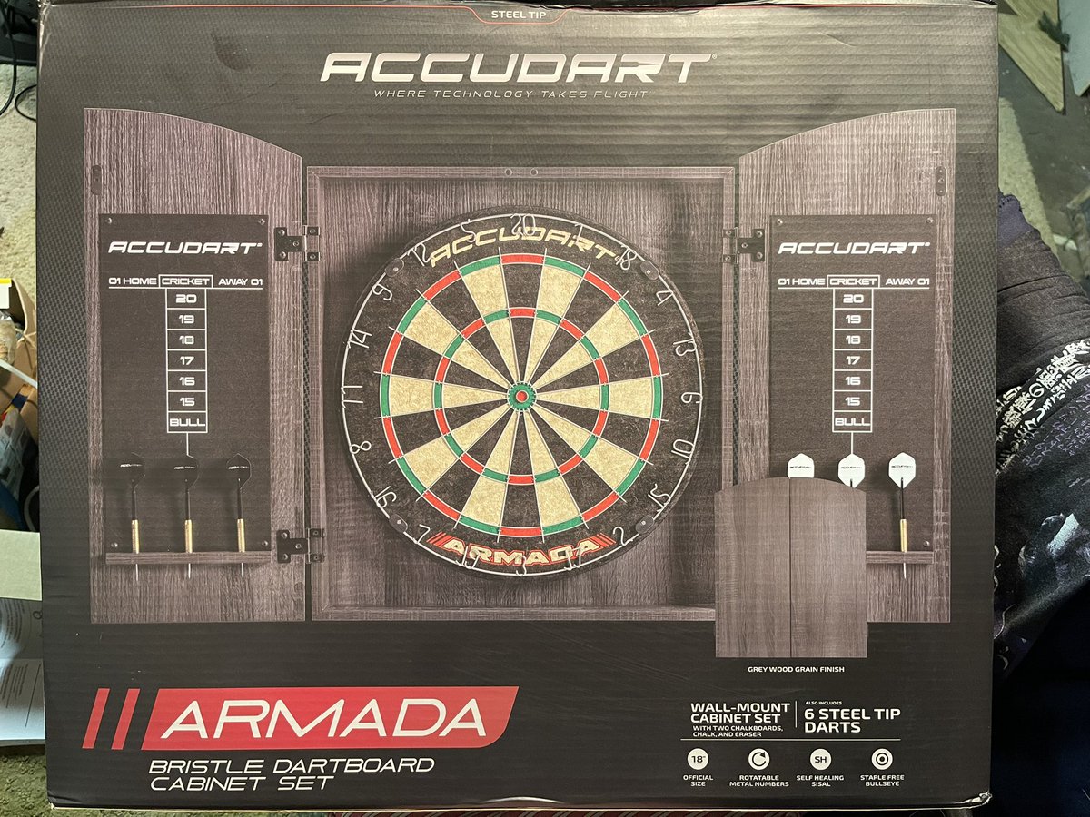 notsuredude's tweet photo. Another fantastic @fantasycares experience at the #sfb16 cincy draft with John Bosch and  @scottfish24. Loved hanging with old and new friends. I received this amazing trophy for winning the one and done league and won this awesome dart board in the raffle! 
￼
￼
￼
￼
￼
￼ https://t.co/ipsqqxz4fI
