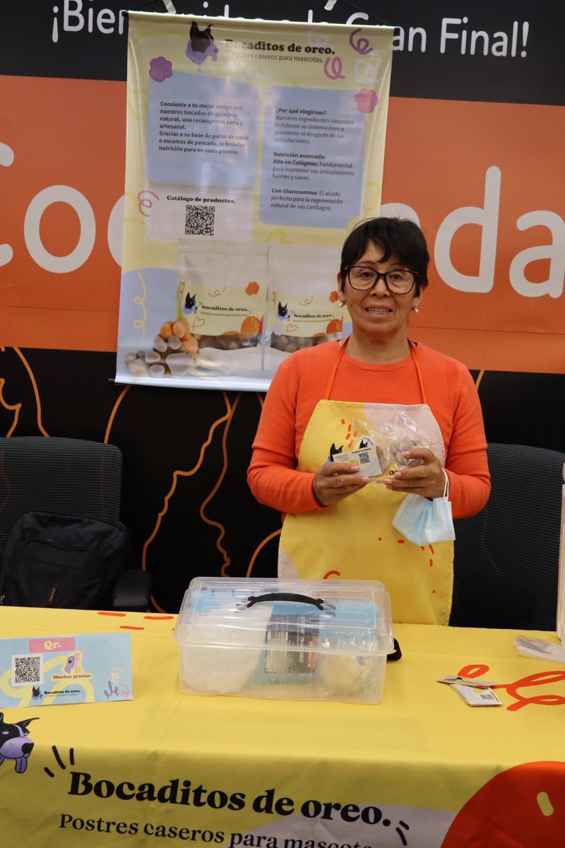 SubLGBTI's tweet photo. Las y los emprendedores de las Casas LGBTI compartieron sus proyectos con el equipo de #tcslatam, generando un espacio de diálogo, aprendizaje e intercambio que impulsa la inclusión social y productiva.
Juntas y juntos seguimos creando oportunidades para que el talento diverso florezca.
#SePuedeSer #AquíSíPasa 🌇