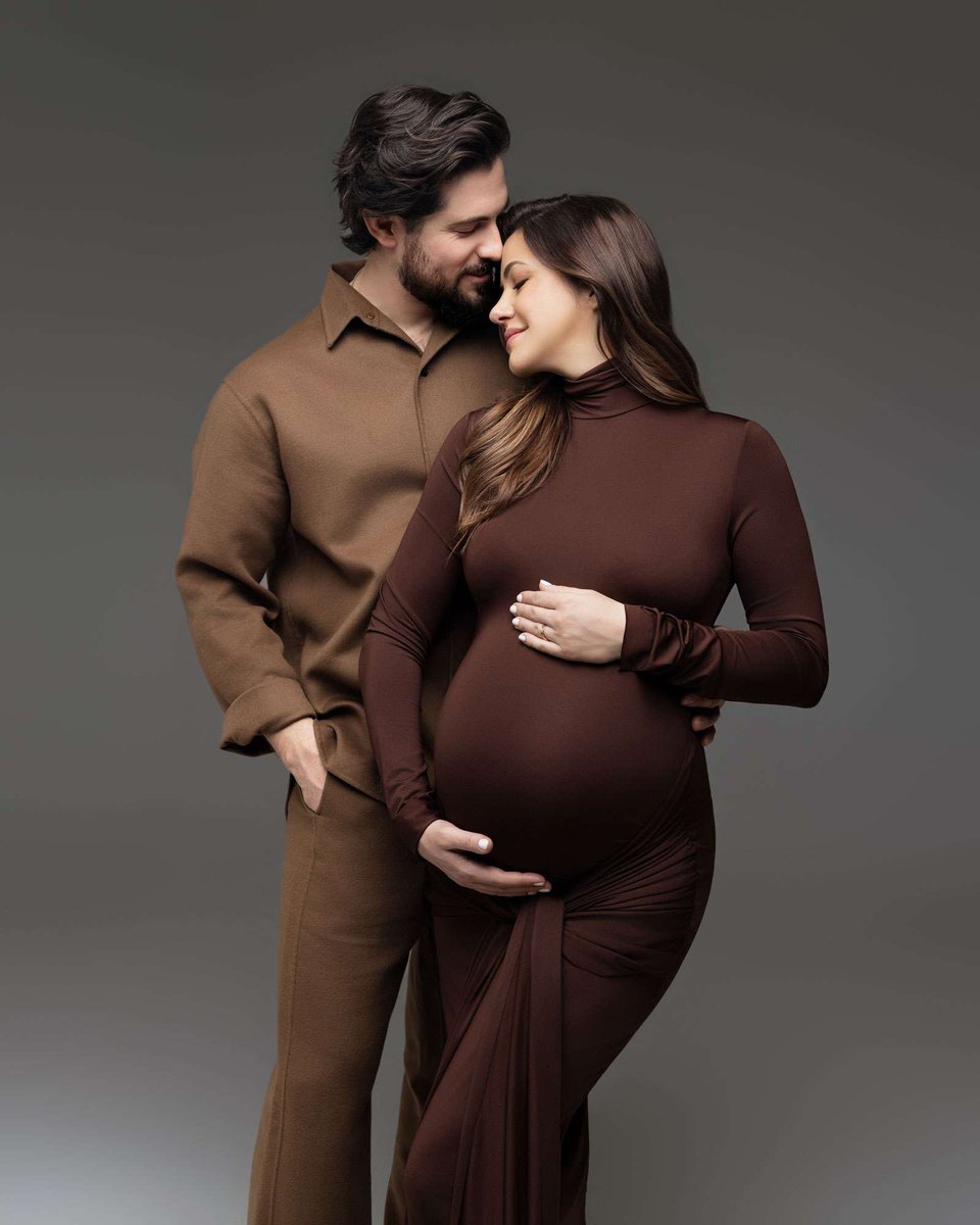 BucasLouchard's tweet photo. So thrilled for this beautiful family! @julie_gonzalo @ChrisMcNally_ https://t.co/9cOTmgUiel