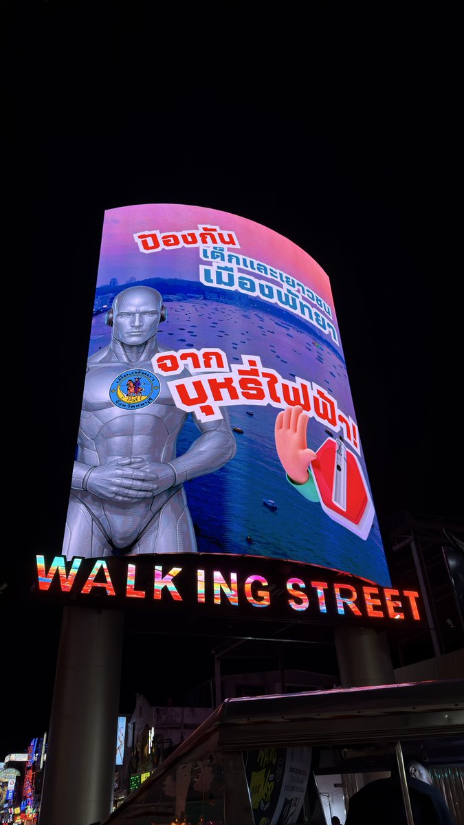 twj13105's tweet photo. I love Pattaya 🇹🇭 https://t.co/zhhGJN49ws