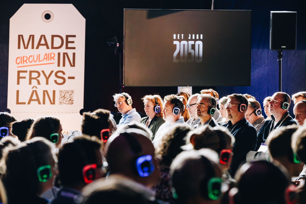 Events_NL's tweet photo. Friesland als verrassende congreslocatie

Lees het hele artikel hier: https://t.co/Cc1tB83Iyq 

#events #evenementorganiseren #eventbranche #eventtechnologie Tekst: Laura Graichen https://t.co/TDCksxtOpZ