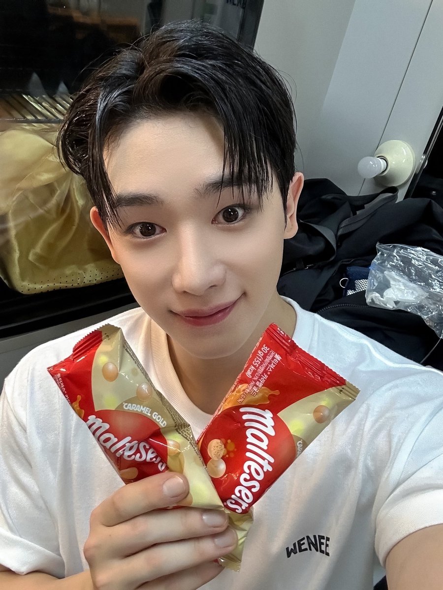 wonhohmy0301's tweet photo. 보고싶은 원호시💙
@official__wonho
#원호타임세시일분 #WONHO_TIME_0301
#원호 #WONHO https://t.co/6Vl32j6vAK