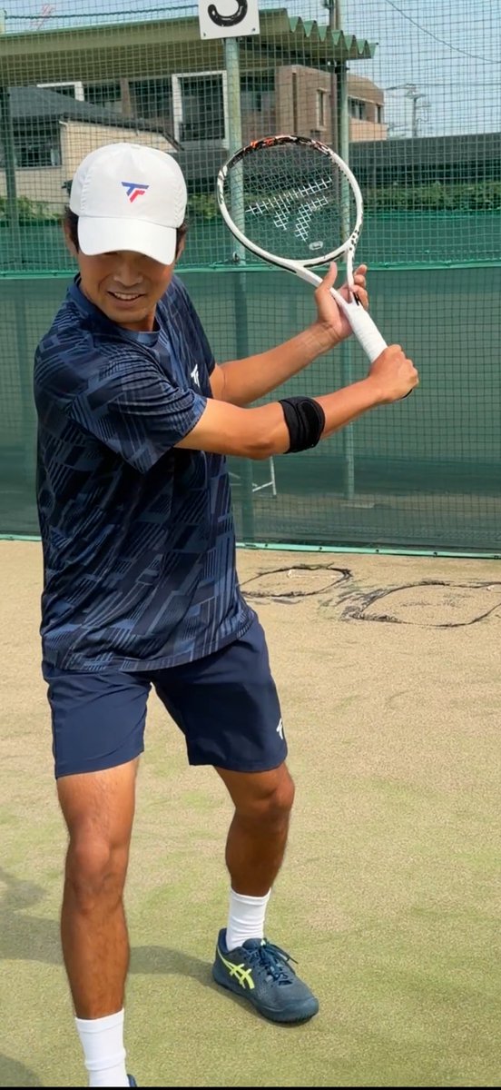 tennis365's tweet photo. 肘の違和感、見逃していませんか？

「まだ大丈夫」ではなく、 「最高のパフォーマンスのために。」

マクダビッド特集記事👇
https://t.co/ylGsFJeGtf

エルボーバンドDP👇
https://t.co/uhAGPyOtKu

#mcdavid #マクダビッド #tennis #テニス #予防 https://t.co/vLyJq7z77o
