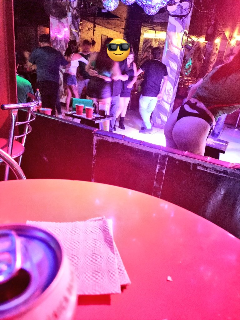 VANESSITTA87's tweet photo. @TAKISWINGER  ya llegamos!! 🥳🎉 https://t.co/8idm9a5GgZ