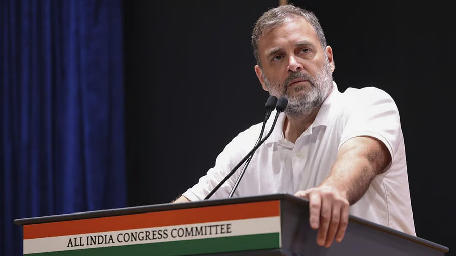 DDNewslive's tweet photo. #BreakingNews | LoP Rahul Gandhi filed an application before the Madhya Pradesh High Court expressing regret over an allegedly defamatory remark concerning Kartikeya Singh, son of Union Minister Shivraj Singh Chouhan, linked to a 2018 election rally in Jhabua. 

The matter relates to allegations involving reference to the Panama Papers during the campaign speech.

#MadhyaPradeshHighCourt
