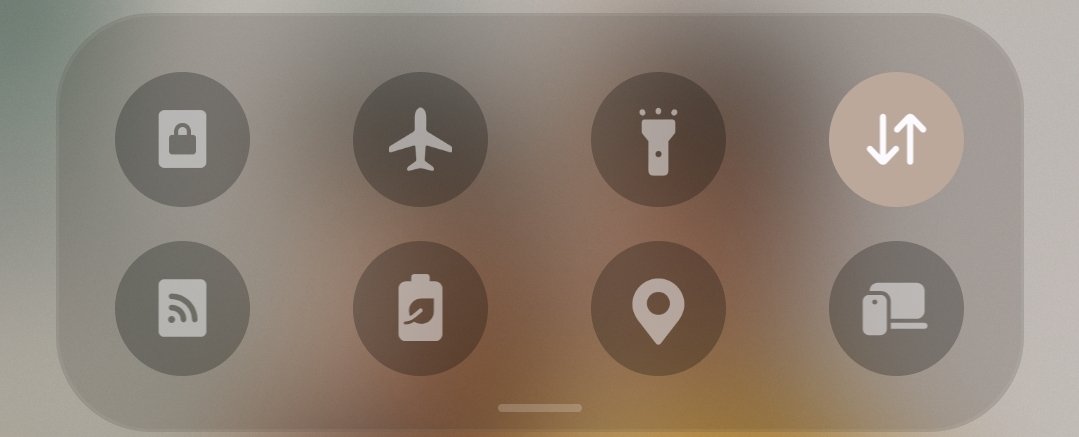 FFFILIPYT's tweet photo. Is it me or the One UI 8.5 just looks a little smaller? https://t.co/XvF4YbA0VH
