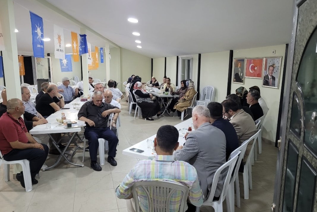 akkagithane's tweet photo. İlçe Başkanımız Erkan Yıldırım başkanlığında gerçekleştirilen Yeşilce Mahallesi Üye Buluşması programına; İlçe Başkan Yardımcımız Furkan Balcı, Teşkilat Başkanımız Adem Yılmaz, Mahalle Sorumlumuz İsmail Günay, Muharrem Bektaş, Yeşilce Mahalle Başkanımız Mustafa Yıldırım ve Meclis Üyemiz Fatih Adem ile katılım sağladı.

Birlik ve beraberlik içerisinde gerçekleştirilen programda teşkilat çalışmalarımız değerlendirilirken, üyelerimizle istişarelerde bulunuldu.

Katılım sağlayan tüm dava arkadaşlarımıza teşekkür ediyoruz.

@erkanyildirim76 
@abdullahozdemir 
@akpartiistanbul
