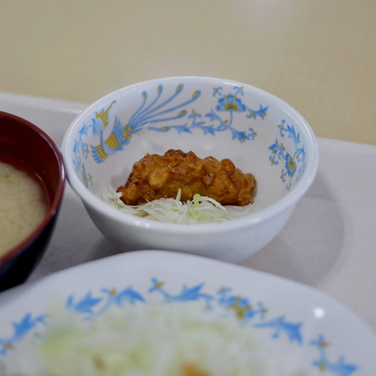 paso_mr's tweet photo. ニンダイとvisa面接が被りそうで号泣してる https://t.co/sMWtsFDyCE