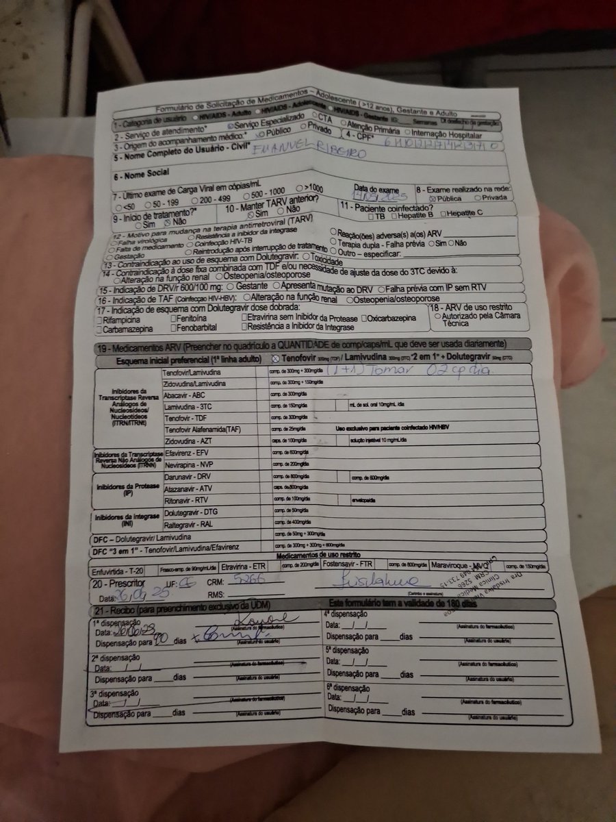 ManuBello22's tweet photo. Estou sem trabalho e passando por um período muito difícil, com depressão e dificuldades financeiras. Qualquer ajuda será muito bem-vinda. Descobri que sou soropositivo.  Pix: 61022742370 Emanuel Ribeiro  Obrigado a todos que puderem ajudar ou compartilhar. https://t.co/l2M5q3EDsC