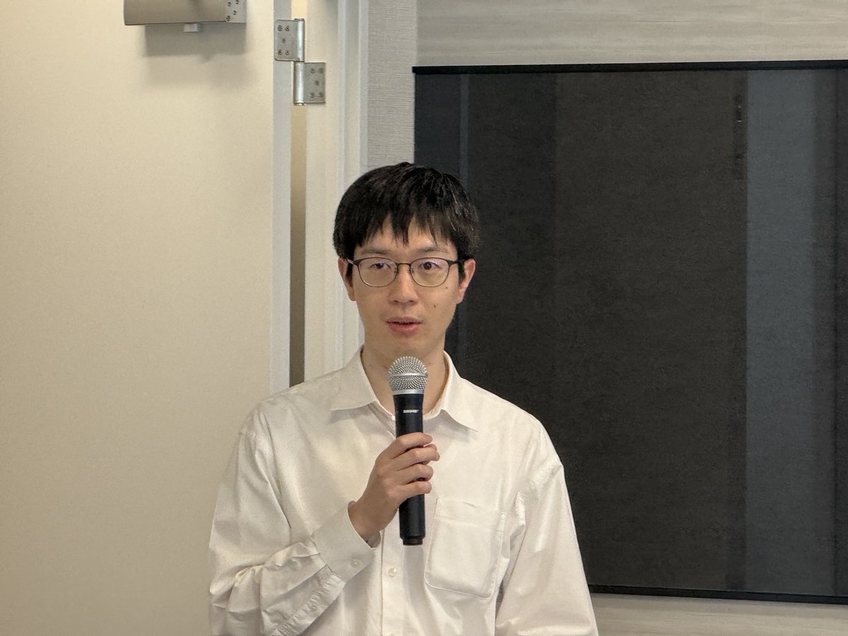 HOTnet_Official's tweet photo. 共創空間Akallaboにて「生成AIの研究と活用の最前線」をテーマにした勉強会が開催されました！💻✨

北海道大学の横山先生をお招きし、最新の研究開発やAIとの向き合い方をじっくりと。当社も北海道テレコム懇談会の一員として、地域の生成AI活用を盛り上げていきたいと思います！🔥

#ICTサロン https://t.co/UlPpYC56RW