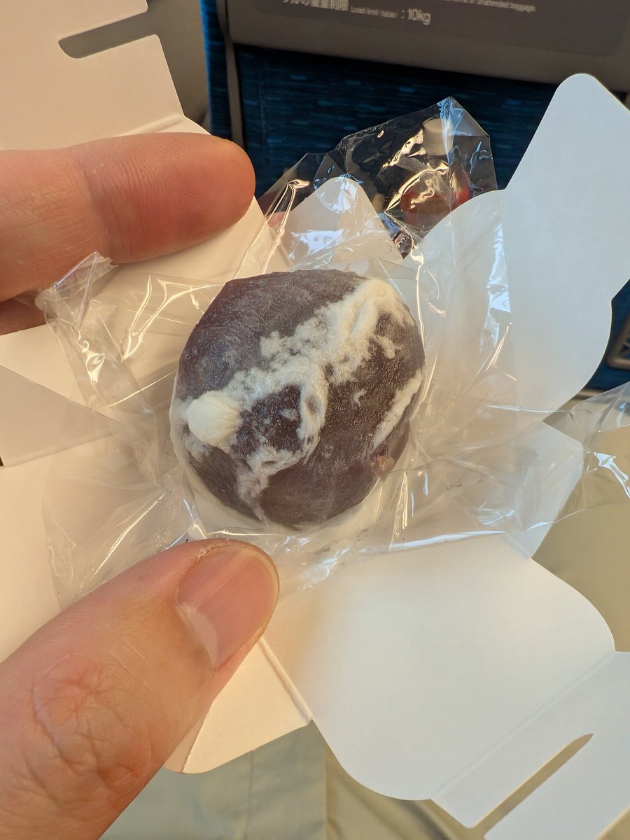 bathc_rin's tweet photo. 久しぶりに食べた https://t.co/5n9ZWNdN34