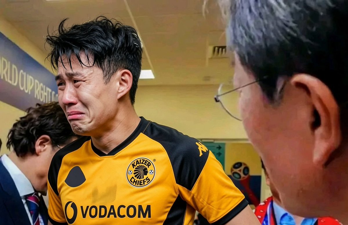 SammyT67168319's tweet photo. @KaizerChiefs @BafanaBafana Pain landed safe somewhere 😅🤣😂 https://t.co/3QVzkkqLhF