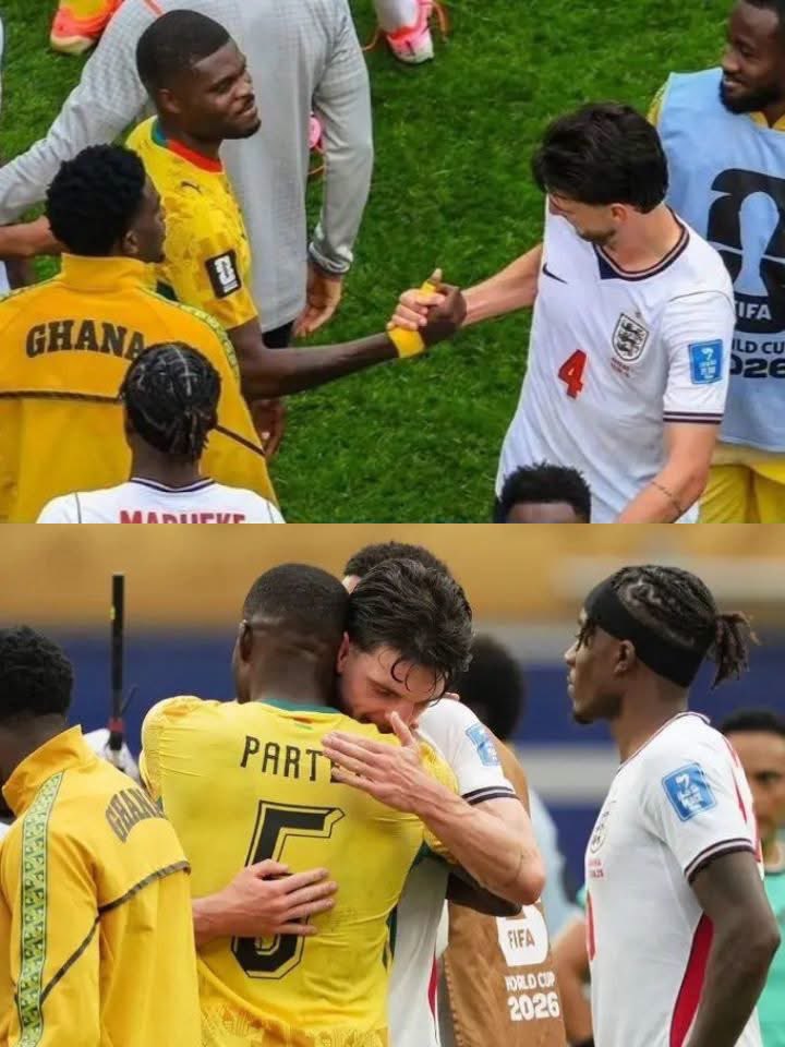 FidelisLevite's tweet photo. You earn my respect fully Declan, for the huge alone I love you brother a black man cold not even shake his hand but you the reining champion of English premier league  with all humility hugged him respect respect captain material https://t.co/WTZG0XPDdk